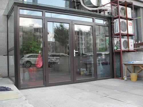 玻璃隔断的作用已经越发地不能替代